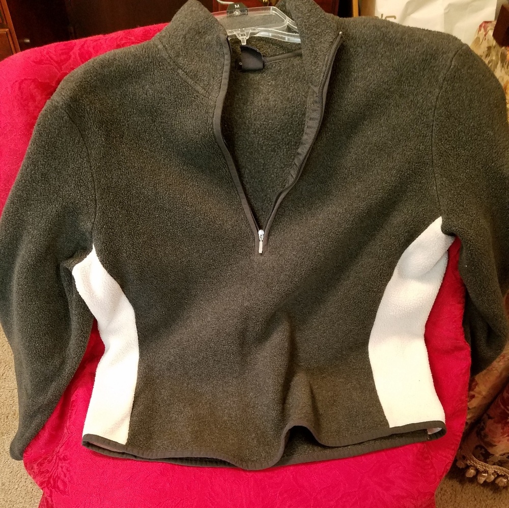 Gap Sweater